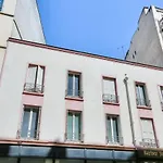Charming Apartment For 2 People - Paris 18